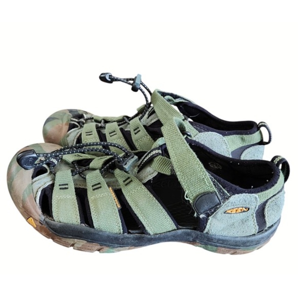 KEEN Sandals Waterproof Size 6 (24.5cm) Green‎ Camo Outdoor Youth Women's